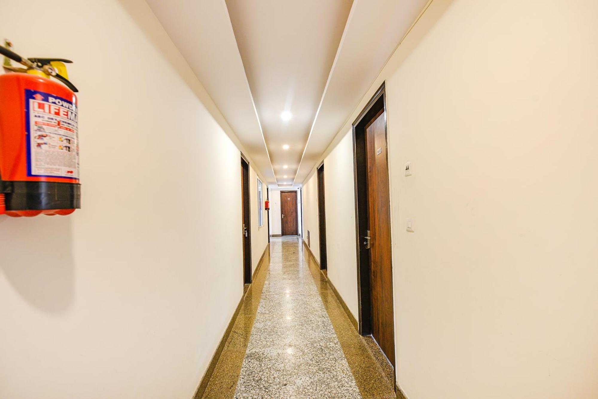 Fabhotel Jaswinder Bhawan Haridwār Esterno foto