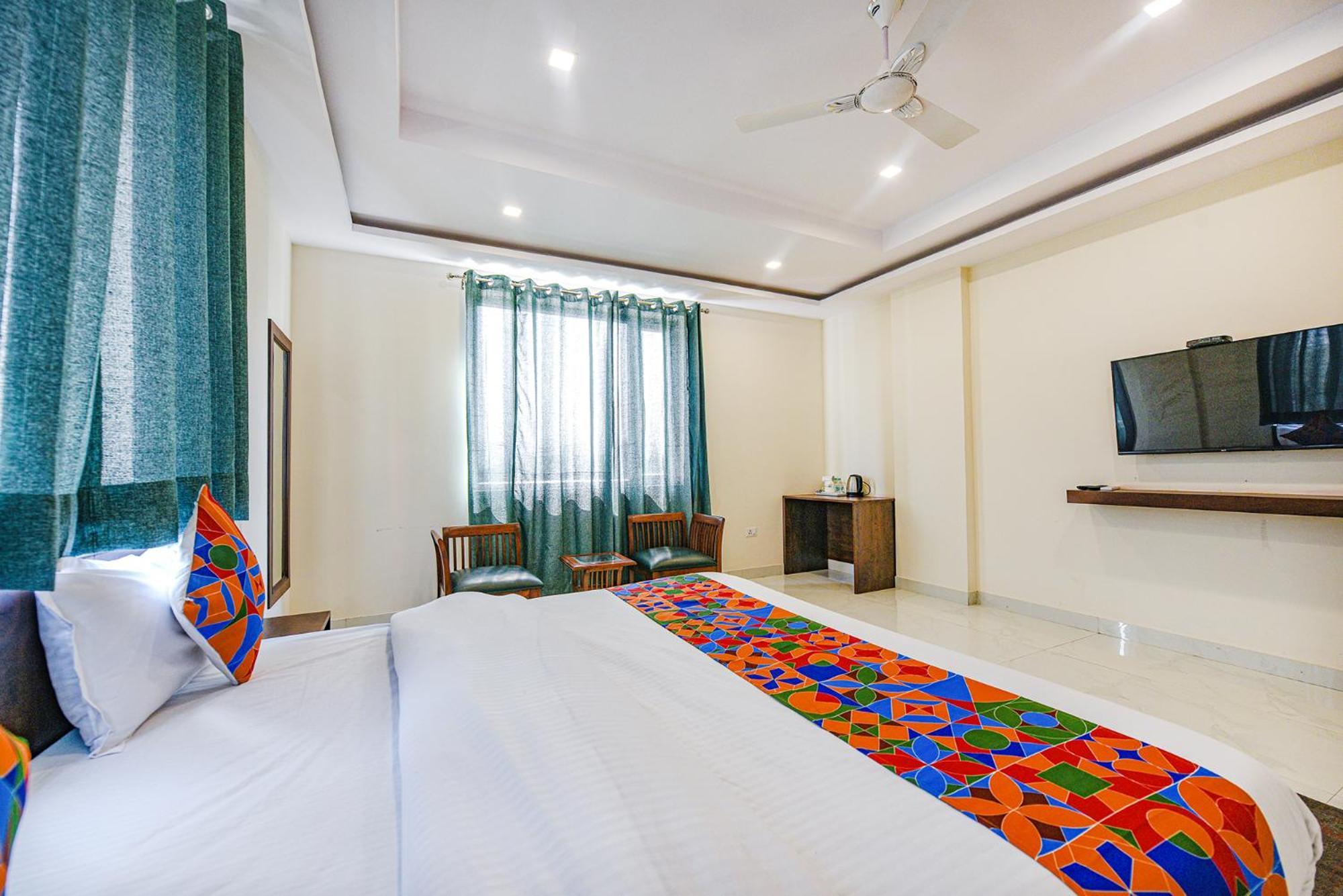 Fabhotel Jaswinder Bhawan Haridwār Esterno foto